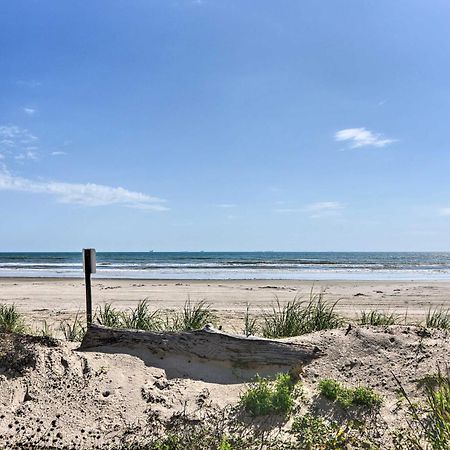 Surfside Beach Retreat With Deck And Ocean Views Kültér fotó