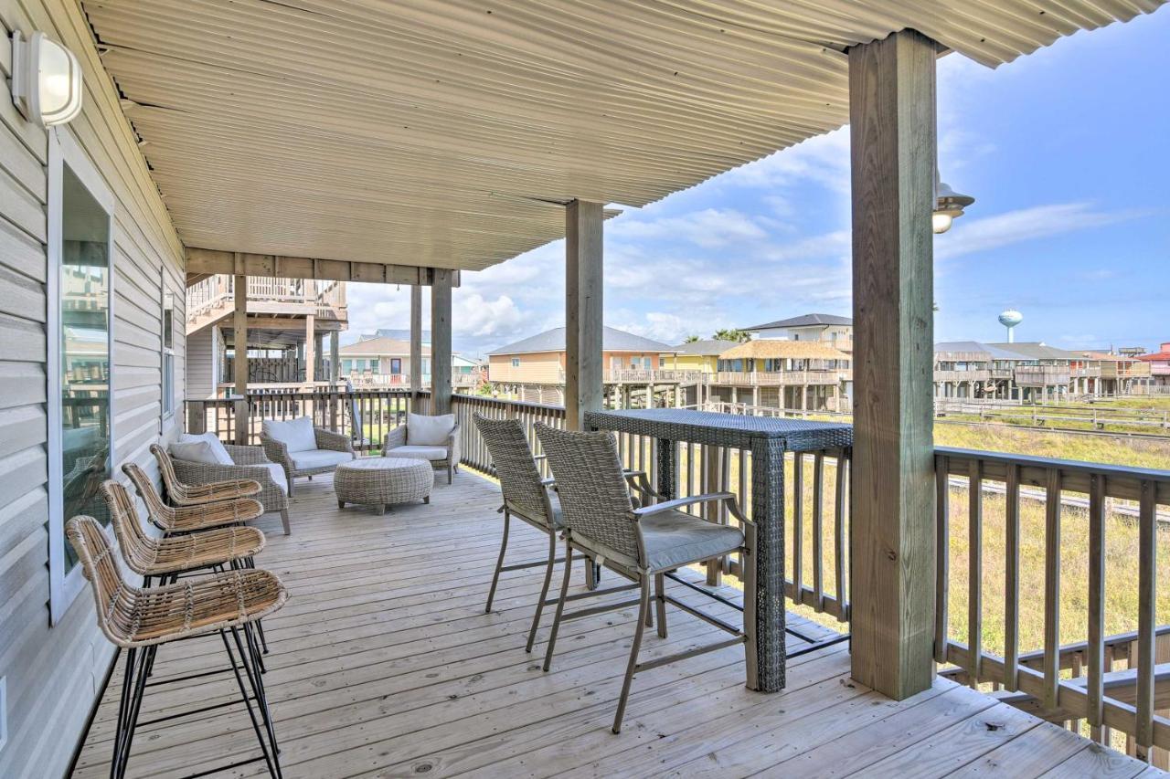 Surfside Beach Retreat With Deck And Ocean Views Kültér fotó