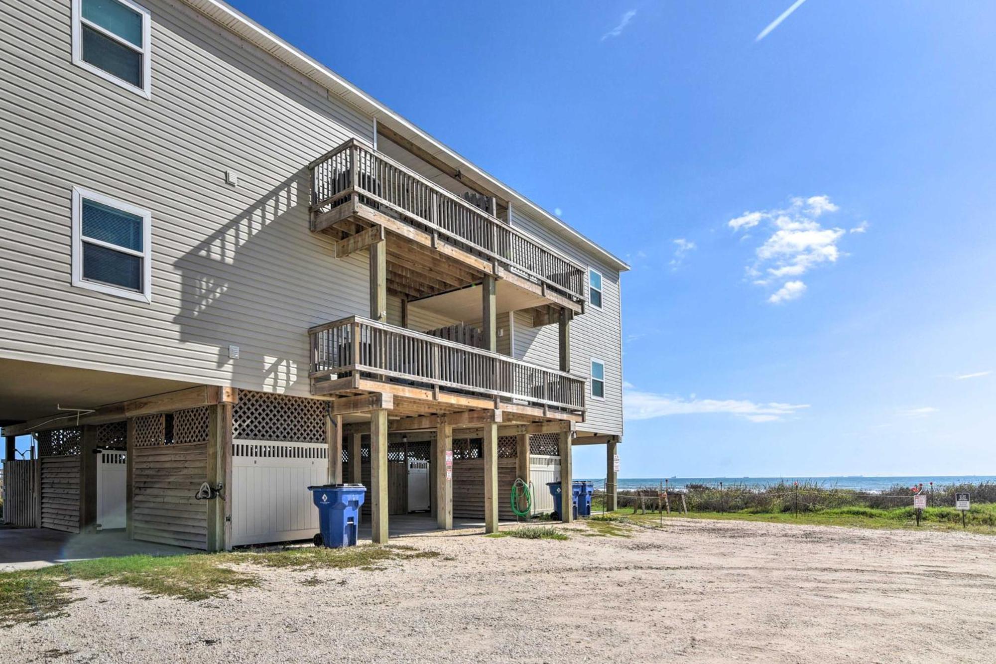 Surfside Beach Retreat With Deck And Ocean Views Kültér fotó
